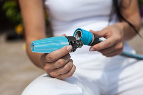 Egyenes állítható öntöző a BASIC CELLFAST kerti tömlőhöz