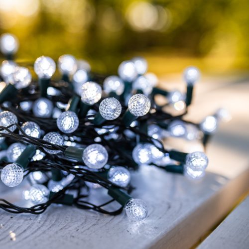 Fényfüggöny karácsonyi fények CSERESZNYA GOLYÓ 200LED Hideg fehér 3+16m