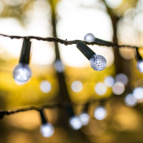 Fényfüggöny karácsonyi fények CSERESZNYA GOLYÓ 200LED Hideg fehér 3+16m