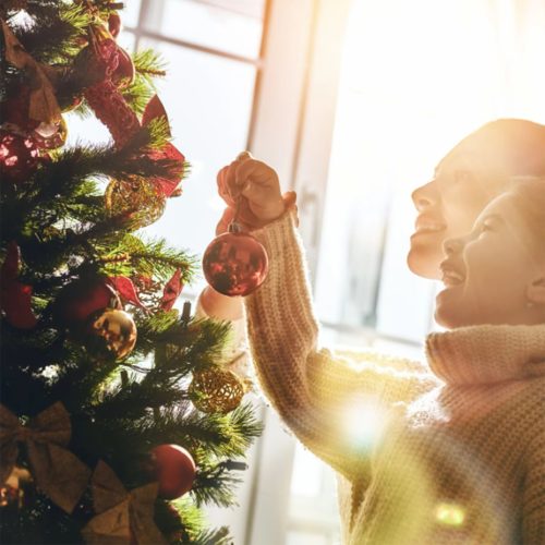 Fényfüggöny karácsonyi fények CSERESZNYA GOLYÓ 200LED Hideg fehér 3+16m