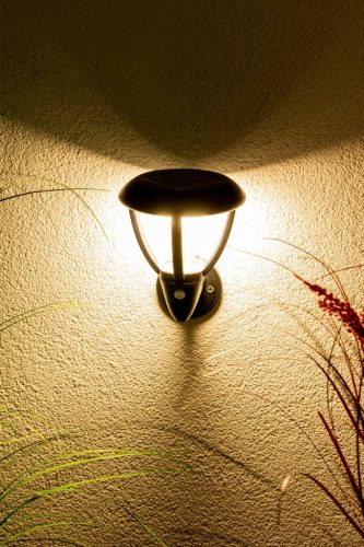 Napelemes kerti fali lámpa emelő LED fali lámpatest mozgás- és szürkületérzékelővel 4000K IP44