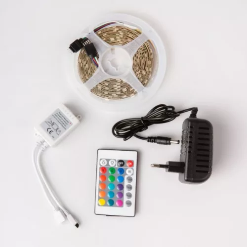 LED Szalag SMD 5050 7.2W/m 60LED/m Többszínű RGB IP20 5m Tekercs + Tápegység + Ecolight Távirányító
