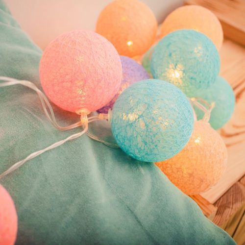 COTTON BALLS LED világító golyók Elemes lámpafüzér színes lámpák 20x LED MILAGRO EKD2891