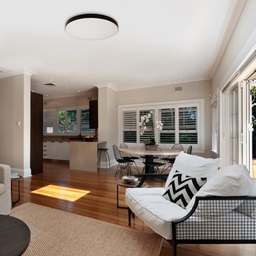 LED felületre szerelhető mennyezeti lámpa fekete kör Maya 15W 33 cm 4000K IP44 Milagro