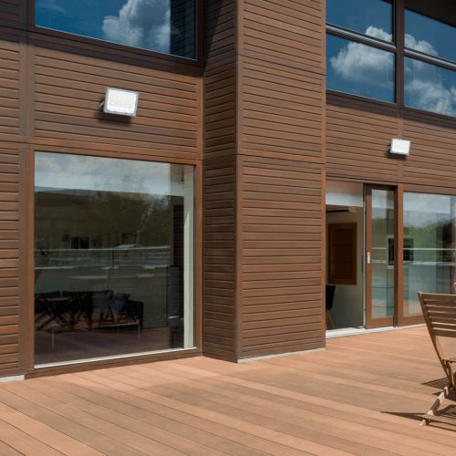 FOKUS LED reflektor 1300lm 6000K IP65 100W Solar Black + Eco-Light távirányító