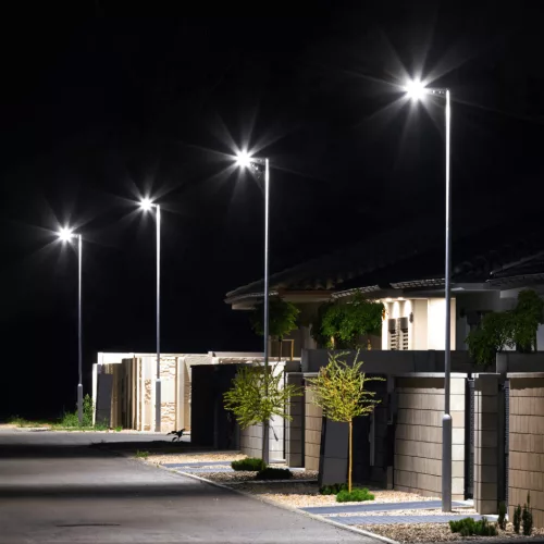 VIA LED Solar utcai lámpa IP65 150W 6000K fekete mozgás- és szürkületérzékelő + Eco-Light távirányító