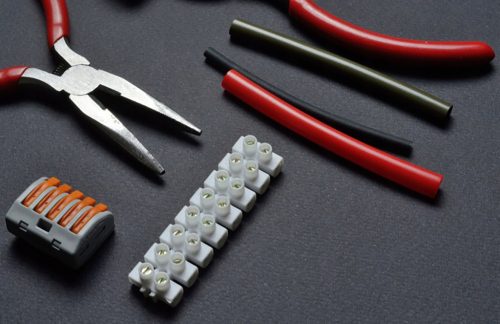 Hőre zsugorodó csövek, ujjak, színes nyakkendők, 22 db, 50 mm