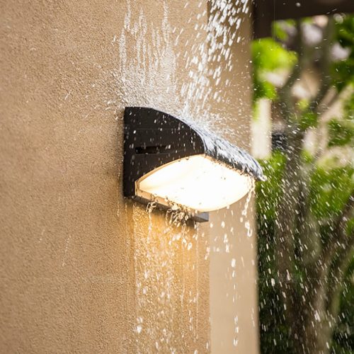 Kerti lámpa E27 DRACO fekete emelőfali lámpa mozgás- és szürkületérzékelővel