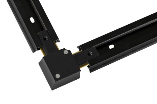 Fekete szögletes sarokcsatlakozó egyfázisú gyűjtősínekhez