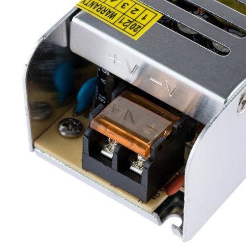 Moduláris állandó feszültségű tápegység 100W 8,33A 12V DC PFC SLIM LED