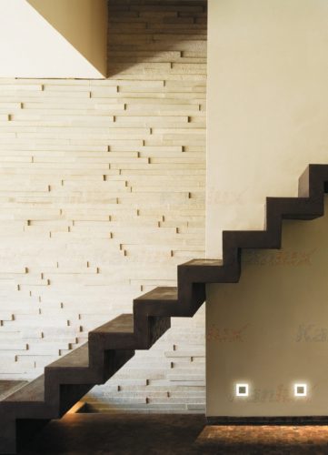 Dekoratív LED lépcsős lámpatest APUS 0.8W 13lm 3000K meleg 12V Kanlux mozgásérzékelő