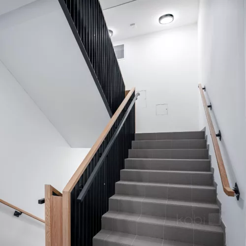 LED fürdőszobai mennyezeti lámpa, felületre szerelhető, 12W, 1140lm, 4000K, 120°, fekete, IP65, Nairos Kobi