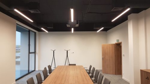 LED lineáris lámpatest 31W 4340lm 4000K semleges IK08 króm Nexline Kobi