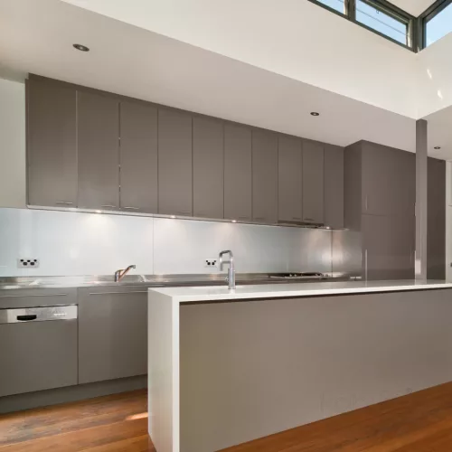 Süllyesztett halogén spotlámpa GU10 fekete kerek Kobi