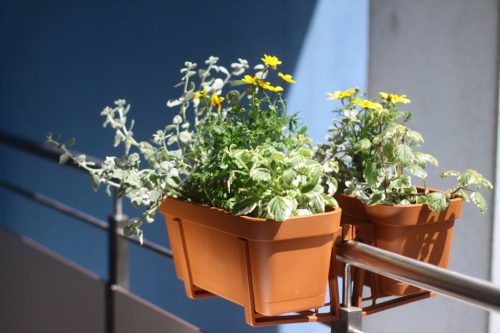 Állítható LOBELIA Brick Red erkélyes virágcserép doboz tartó