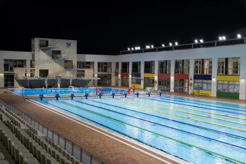 LED-es reflektor kültéri spotlámpa 500W 61000lm 5700K IP65 fekete reflektor Ledvance