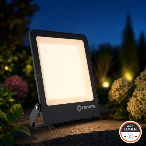 Kültéri LED reflektor lámpa 105W CCT állítható IP65 fekete Value Class Ledvance