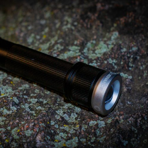 LED taktikai zseblámpa 15W 1400 lm IP65 elemmel működő 6xAAA ZOOM LEDVANCE kézi lámpa