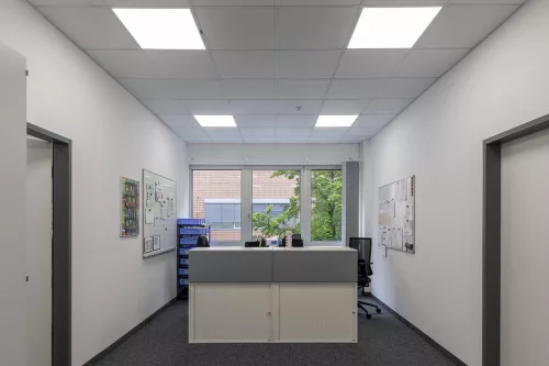 LED panel mennyezeti lámpatest 33W 4320lm 4000K semleges fehér 60x60cm Comfort Ledvance