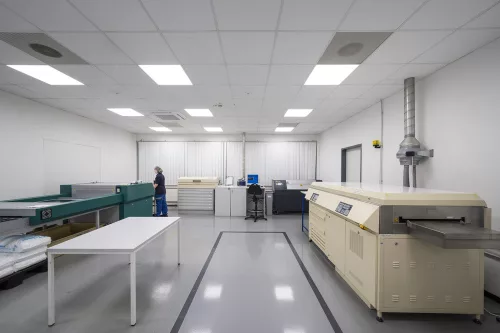 LED panel mennyezeti lámpatest 28W 3640lm 3000K meleg fehér 62x62cm Comfort Ledvance