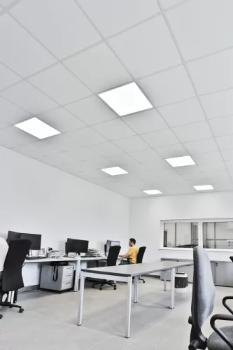 LED Panel Irodai Mennyezeti Lámpa 33W 3630lm 3000K Meleg, Szabályozható, Felületre Szerelt, Süllyesztett, Fehér 60x60cm UGR19 Compact Ledvance