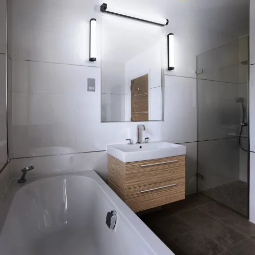 LED Fürdőszobai Lámpa Fali Világítás Tükör Felett Szabályozható 9W 820lm CCT Fekete IP44 40cm Obris Ledvance