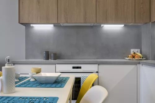 LED szekrénybe építhető lámpatest 9W 500lm CCT szabályozható fényerővel, mozgásérzékelővel, fehér, SMART+ WiFi szekrénybe építhető lámpa, Ledvance