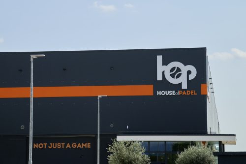 LED utcai lámpa ipari közúti lámpatest 110W 16350lm 3000K IP66 fehér utcai lámpa Flex Ledvance