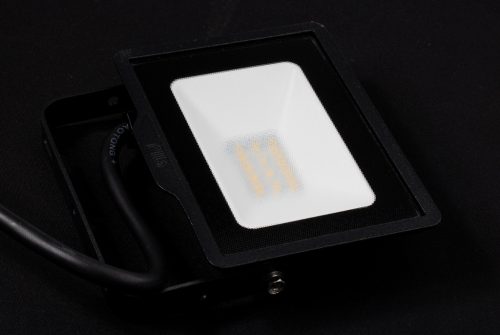 LED REFLEKTOR 10W 850lm 4000K IP65 Fekete PILA Ledinaire BVP007