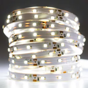   LED szalag szalag 12V 240W 3000LED 2835 hideg 8mm tekercs 50m