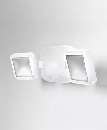 LED reflektor 10W 480lm 4000K IP54 fehér LEDVANCE SPOTLIGHT mozgásérzékelővel Elemes dupla