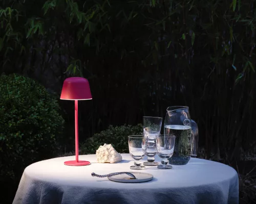 LED kültéri asztali lámpa újratölthető, szabályozható 2,5 W 200 lm 2700/4000/6500K IP54 Red Endura Ledvance