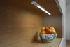 LED szalagfény szekrény alá 18W 980lm 3000K Meleg fehér mozgásérzékelővel, szekrénybe szerelhető Ledvance