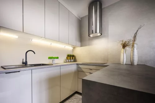 LED Szekrény alatti lámpa Mozgásérzékelővel 7.5W 480lm CCT Szabályozható Fehér 35cm Lineáris Szög Ledvance