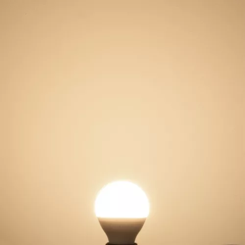 E14 P45 LED izzó 5W = 40W 470lm 3000K  180° LUMILED