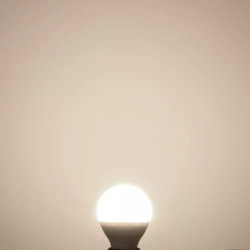 E14 P45 LED izzó 7W = 60W 650lm 4000K Semleges 180° LUMILED