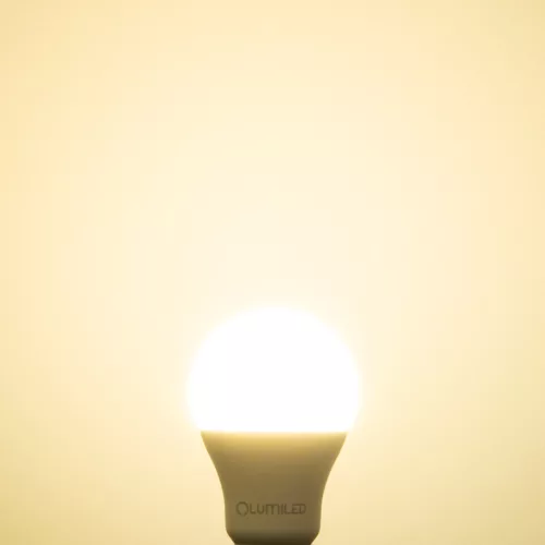 E27 A60 LED izzó 10W = 75W 1055lm 4000K Semleges 260° LUMILED