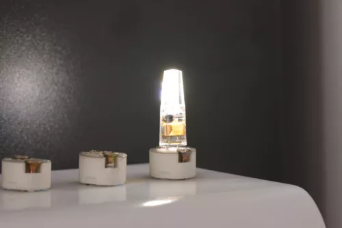 G4 CAPSULE LED izzó 3W = 35W 330lm 6500K hideg 360° LUMILED