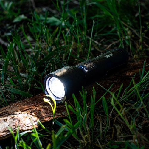 Újratölthető LED zseblámpa, klasszikus, 20 W, 800 lm, kézilámpa, nagy teljesítményű ZOOM VA0180, VAYOX