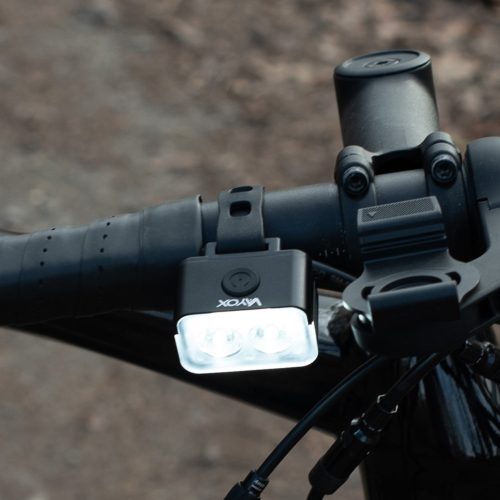 Kerékpár fényszóró lámpa 2xLED USB-C 5 mód 300lm IPX6 VAYOX