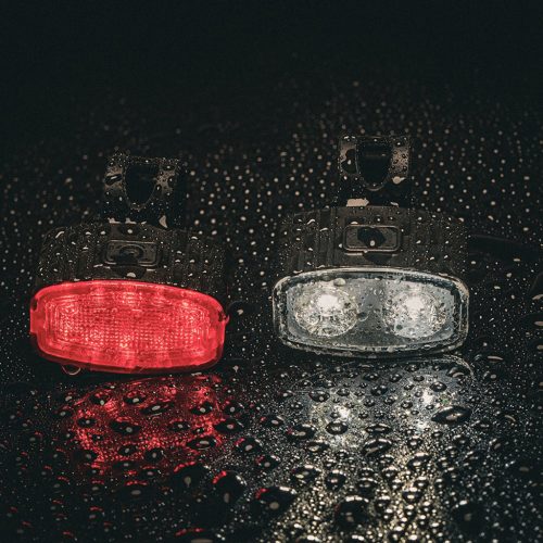 Piros hátsó kerékpáros zseblámpa USB-C 6 üzemmód ERŐS IP66 VAYOX