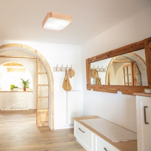 Mennyezeti lámpa LED GASPAR 2xE27 Négyzet alakú fa LD-PD-11.1 Lamkur