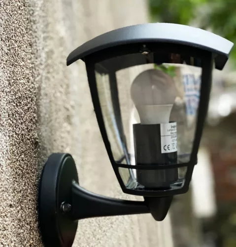 Kerti fali lámpa E27 emelőfali lámpa UP fekete színig