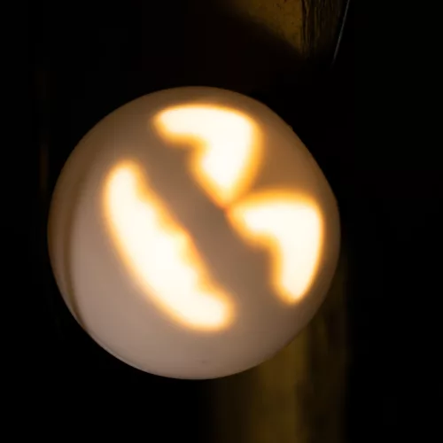 Karácsonyi füzér 8x LED elemes, dekoratív, hóemberek, szellemek, 4,33 m, játszó, fehér + USB C