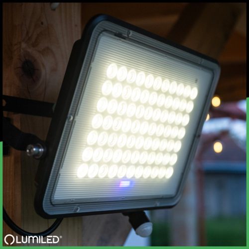 Napelemes LED halogén reflektor 300W kerti lámpa 4000K IP65 PIR mozgásérzékelő + távirányító FULGOR LUMILED