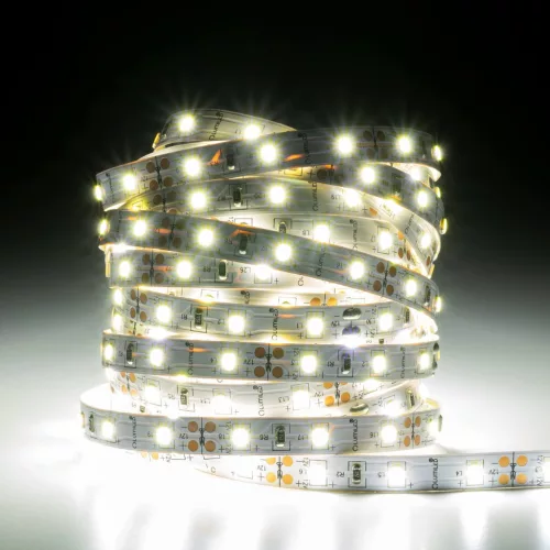 Szett LED szalag szalag 12V 24W 300LED SMD 2835 hideg 8mm 5m + tápegység