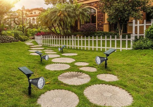 LED napelemes kerti lámpa reflektor 2W hideg IP65 alkonyat érzékelő