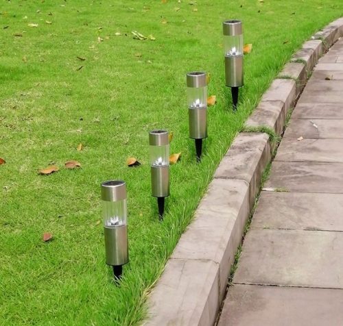 Napelemes LED-es kerti lámpa alkonyat érzékelővel