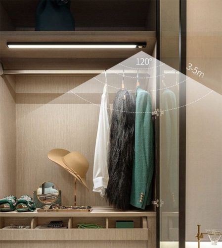 LED szekrény alatti lámpa öntapadó bútorcsík 2W 4500K 40cm mozgásérzékelővel ezüst