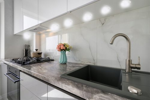 3x öntapadó LED-es szekrény alatti lámpa mozgásérzékelővel, 4000K elemmel 2xAAA fehér + távirányító